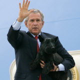 President Bush Steps Down from Air Force One