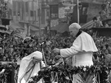 Mother Teresa Ascends the Podium to Stand Side by Side with Pope John Paul II