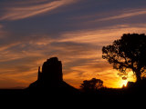 Sunrise at Mitten  Monument Valley  Utah  USA