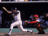 San Francisco Giants Willie Mays at Bat  Cincinnati Reds Catcher Johnny Bench Behind the Plate