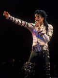Singer Michael Jackson Performing