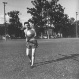 Pole Vaulter Robert Richards Gets Ready for His Run