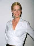 Actress Jenna Elfman