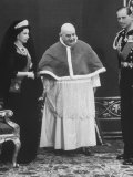Queen Elizabeth Visiting Pope John XXIII
