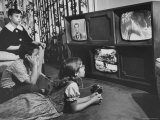 Three Eyed TV Monster Created by Ulises Sanabria Which Permits Two and Three Screen Viewing