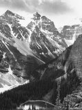 Scenery along Columbia Icefields Highway in Canadian Rockies between Banff and Jasper