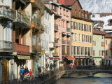 Buildings Along Canal de Thiou  Old Town  Annecy  French Alps  Savoie  Chambery  France