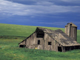 Wooden barn and silo  Lewiston  Idaho