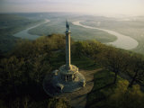 Memorial to the Battle of Chattanooga Overlooks the Tennessee River