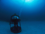 An Aquanaut Gets a Better View in an Air-Filled Rest Station