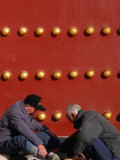 Men Playing Checkers at Tiantan Park  Beijing  China