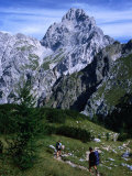 Hikers on Konigsee-Wimbachtal Below South Peak of Waltzmann  Berchtesgaden  Bavaria  Germany
