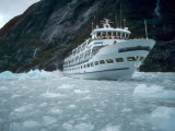 Cruse Ship  Tracy Arm Fjord  Alaska