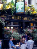 Outdoor Cafe  London  England