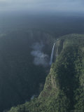 Wallaman Falls Drops 1000 Feet into the Herbert River