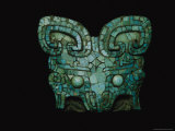 A Patterning Called Taotie Adorns a Turquoise-Inlay Amulet