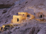 A Spotlight Illuminates Ancient Anasazi Ruins