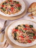 Pasta with Prosciutto and Tomatoes