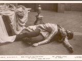 Phyllis Neilson-Terry as Juliet and Vernon Steel as Romeo in the Dramatic Climax