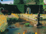 Fountain and Pond  Butchart Gardens  Canada