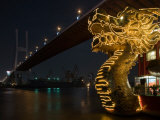 Dragon Outside Floating Chinese Restaurant under Nanpu Bridge  Shanghai  China