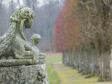 Chateau de Fontainebleau  Statue in the Gardens  Fontainebleau  Paris  France