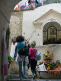 Positano Shoppers  Positano  Amalfi Coast  Campania  Italy