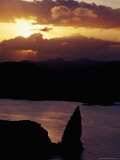 San Salvador Island  Sullivan Bay and Pinnacle Rock at Sunset  Ecuador