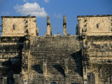 Temple of Warriors  Chichen Itza  Yucatan  Mexico
