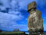 Traditional Moai  Ahu Vai Uri and Ahu Tahai at the Tahai Ceremonial Complex  Hanga Roa  Chile
