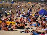 Crowds on Manly Beach  Sydney  Australia