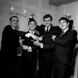 Gerry and the Pacemakers in 1964