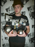 Justin Timberlake with the Three Awards He Won at the MTV Europe Awards 2003 in Edinburgh Scotland