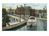 Rochester  New York - View of Canal Boats going over the Aqueduct