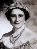 Portrait of Her Majesty Queen Elizabeth  the Queen Mother  4 August 1900 - 30 March 2002