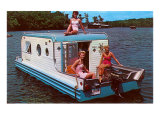 Houseboat with Bathing Beauties