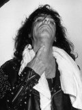American Rock Singer Alice Cooper Shows the Marks on His Neck After a Stage Stunt Went Wrong