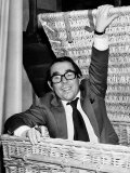 Ronnie Corbett Comedian Sitting in Hamper