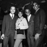 Singer Gladys Knight and the Pips Pose For a Picture at the Beachcomber Mayfair Hotel