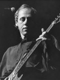 Mark Knopfler Leads Supergroup Dire Straits Infront of 700 People at Mayfair Ballroom  Newcastle