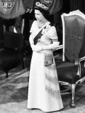 Hrh Queen Elizabeth II at the Royal Silver Jubilee Tour in New Zealand