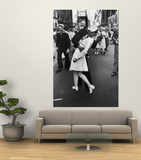 Kissing the War Goodbye  Times Square  May 8th  1945