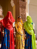 Women in Doorway of Fort Palace  Jodhpur  Fort Mehrangarh  Rajasthan  India