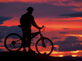 Mountain Biker and Sunset  Dunstan Mountains  Central Otago