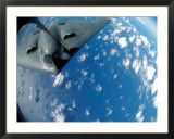 KC-135 Stratotanker Refuels B-2 Spirit