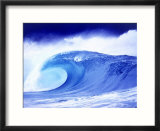 Waimea Bay Shore Break  Oahu  HI