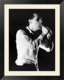 Simple Minds Jim Kerr Singing in Concert