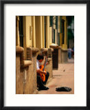 Guitarist along Callejon del Agua  Seville  Spain