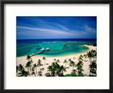 Waikiki Beach Fronting the Hilton Hawaiian Village Hotel  Honolulu  USA