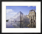 Musee Du Louvre and Pyramide  Paris  France